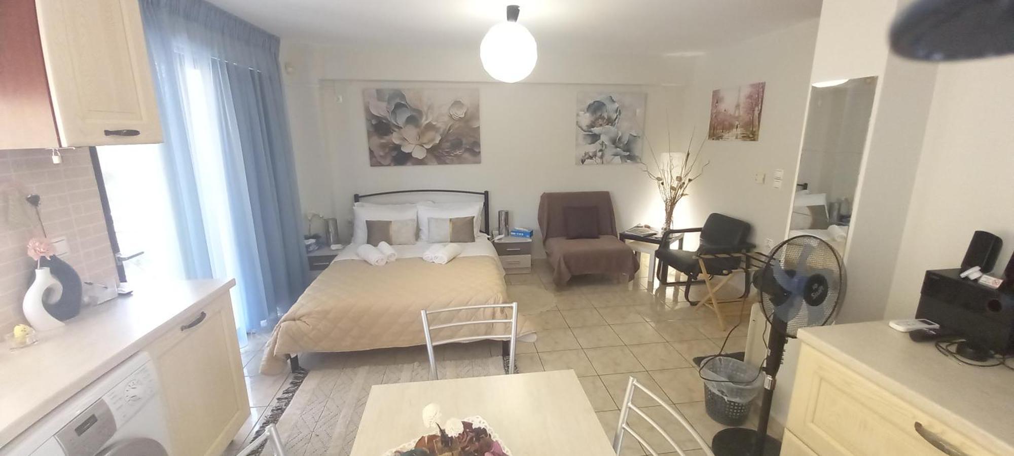 Lavrio Center - Thanasis' Studio Екстериор снимка